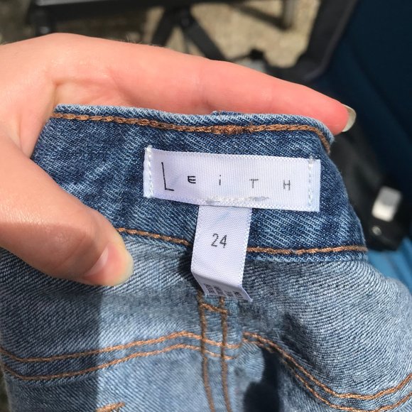 Leith Ripped Boyfriend Jeans - Picture 3 of 3